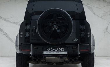 Land Rover Defender 110 V8 P525 8