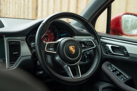 Porsche Macan 3.0T V6 GTS PDK 4WD Euro 6 (s/s) 5dr 3