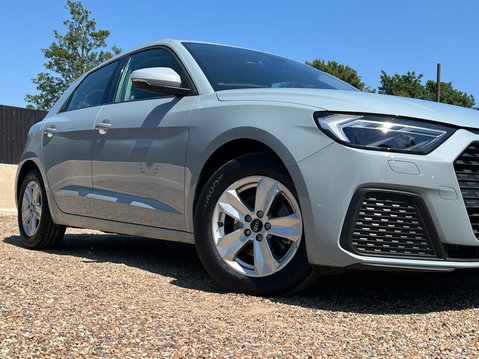 Audi A1 SPORTBACK TFSI TECHNIK 14