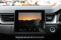 Renault Captur TECHNO E-TECH 21