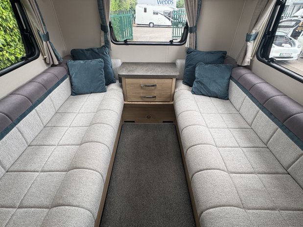 Elddis Envy 2 Berth | 2 Belts | Rear Lounge | Cooker | Microwave | Low Mileage | VANLUX 18