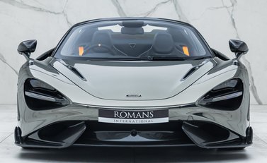 McLaren 765LT Spider 11