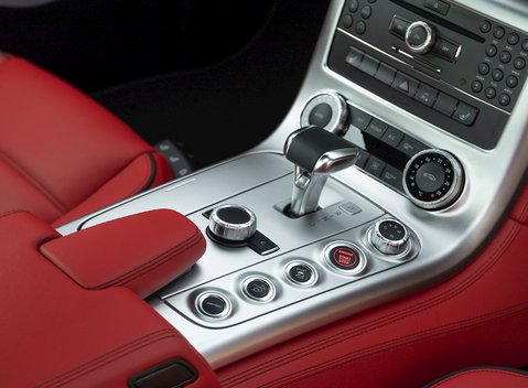 Mercedes-Benz SLS AMG 20