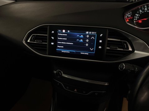 Peugeot 308 1.2 PureTech GPF Allure Euro 6 (s/s) 5dr 19