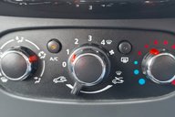 Dacia Sandero Stepway LAUREATE TCE.. 1 OWNER FROM NEW.. SERVICE HISTORY.. A/C.. STUNNING EXAMPLE 25