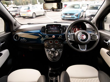 Fiat 500 DOLCEVITA MHEV