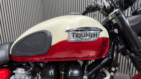 Triumph Bonneville 2012 ONLY 13K STUNNING EXAMPLE MOT WARRANTY 865CC 40