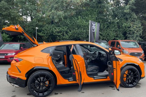 Lamborghini Urus V8 - ORANGE -AKRAPOVIC EXHAUST -PAN ROOF -B&O-MASSAGE SEATS-BLIND SPOT -ACC 20