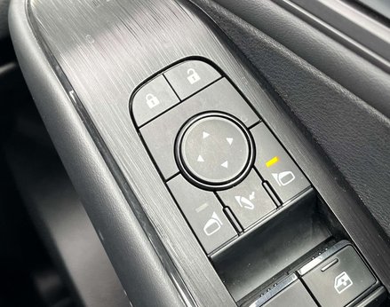 Nissan Qashqai 1.3 Qashqai N-Connecta DiG-T MHEV 5dr 58