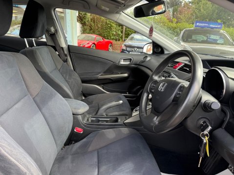Honda Civic 1.8 i-VTEC ES Auto Euro 5 5dr 24