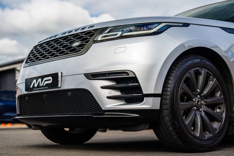 Land Rover Range Rover Velar 3.0 Range Rover Velar R-Dynamic S D300 Auto 4WD 5dr 22