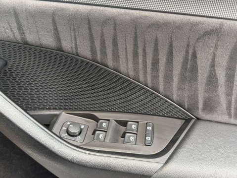 Skoda Octavia 2.0 Octavia vRS TSi Semi-Auto 5dr 32