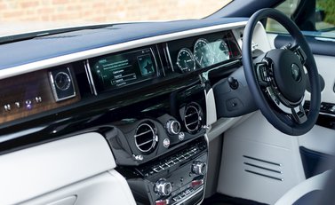 Rolls-Royce Phantom 18