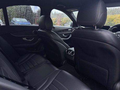 Mercedes-Benz C Class 2.0 C 220 AMG Line Premium D Auto 4dr 33