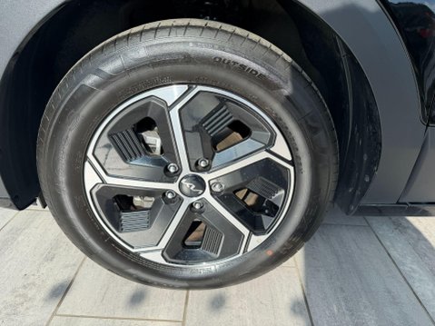 Kia Niro 1.6h GDi Pure DCT Euro 6 (s/s) 5dr 17