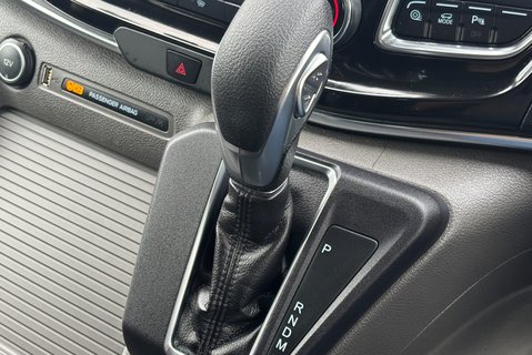 Ford Tourneo Custom 320 L1 Titanium X 185 ps 8 Seater 38