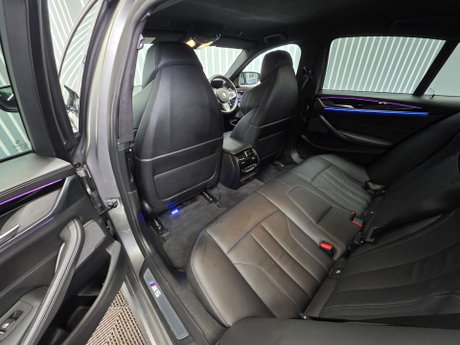 BMW M5 4.4 V8 GPF Saloon 4dr Petrol Steptronic xDrive Euro 6 (s/s) (600 ps) 24