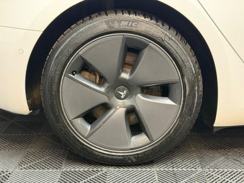Tesla Model 3 Standard Range Plus Auto RWD 4dr 24