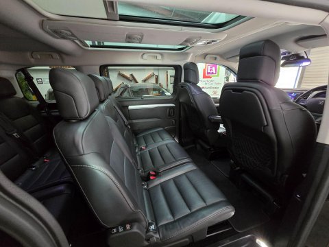 Peugeot Traveller 2.0 BlueHDi Allure Standard MPV MWB Euro 6 (s/s) 5dr (SNav) 19