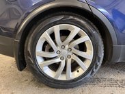 Land Rover Discovery 3.0 TD V6 HSE Auto 4WD Euro 6 (s/s) 5dr 28