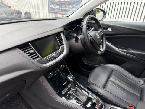 Vauxhall Grandland X ELITE NAV 28