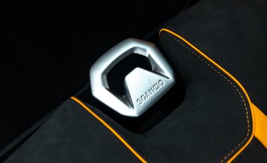 Lamborghini Huracan Tecnica 14