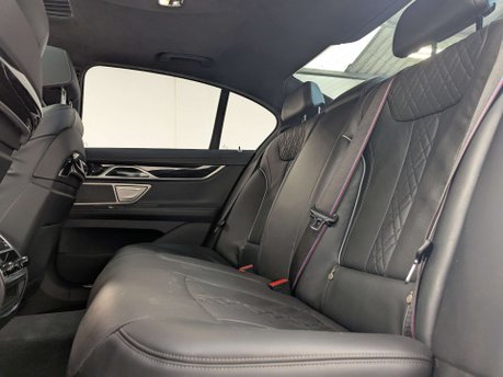 BMW 7 Series 4.4 750i M Sport xDrive Auto 4WD 4dr 43