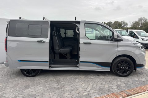 Ford Transit Custom 320 L1 Sport 170 ps Automatic AWD DCIV with Tailgate 8