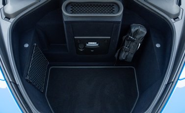 McLaren 765LT Spider 33