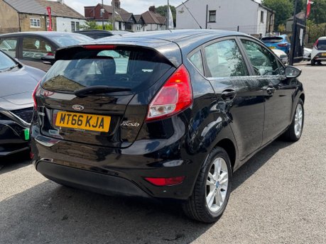 Ford Fiesta ZETEC 9
