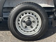 Ford Transit 310 L2 H2 Leader with Air Con / Sat Nav / Heated Seats 32