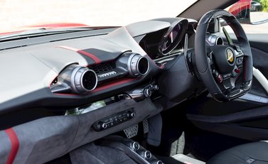 Ferrari 812 Superfast 14