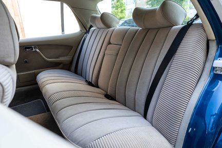 Mercedes-Benz S Class 450 SEL 6.9 29