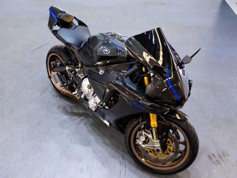 Yamaha R1M 1000 Super Sports Petrol Manual (200 ps) 6