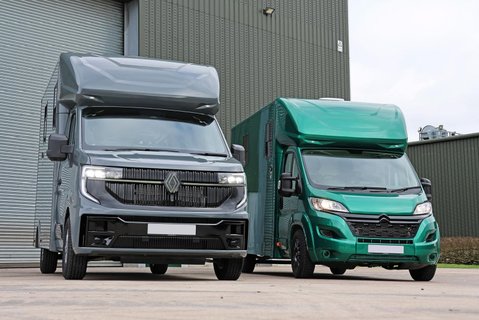 Vauxhall Movano BRAND NEW PRE REG DELIVERY MILES 3.5 TON HORSE BOX STALLION BUILT  27