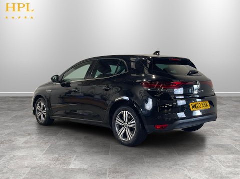 Renault Megane 1.6 E-TECH 9.8kWh Iconic Hatchback 5dr Petrol Plug-in Hybrid Auto Euro 6 (s 5