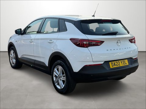 Vauxhall Grandland 1.2 Turbo Design 5dr 3