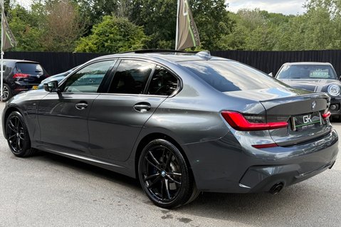 BMW 3 Series 330E M SPORT - OYSTER LEATHER -PRO & TECH PACKS - H/K -HUD - SUNROOF 2