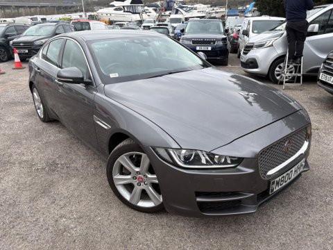 Jaguar XE PORTFOLIO 1
