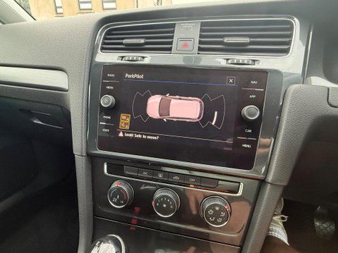 Volkswagen Golf 1.6 TDI Match Euro 6 (s/s) 5dr 22