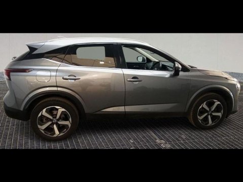 Nissan Qashqai DIG-T N-CONNECTA DCT MHEV 4