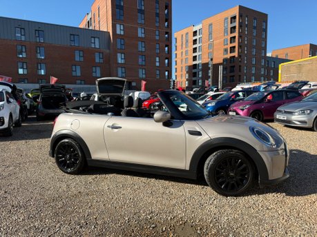 Mini Convertible COOPER…CONVERTIBLE…AUTOMATIC …FULL MINI HISTORY…SAT NAV..