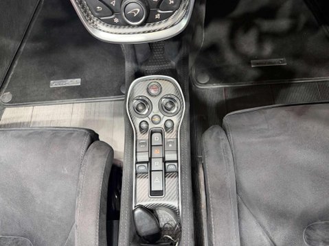 McLaren 600 3.8T V8 Spider 2dr Petrol SSG Euro 6 (s/s) (600 ps) 43