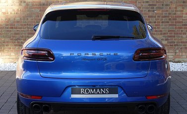 Porsche Macan GTS 10