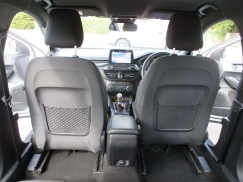 Ford Focus 1.0T EcoBoost ST-Line Euro 6 (s/s) 5dr 32