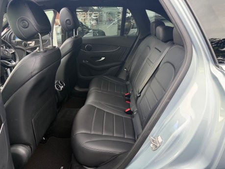 Mercedes-Benz GLC GLC 250 D 4MATIC AMG LINE PREMIUM 46