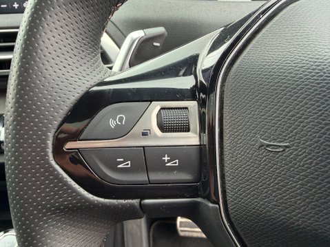 Peugeot 3008 2.0 BLUEHDI GT AUTOMATIC 17