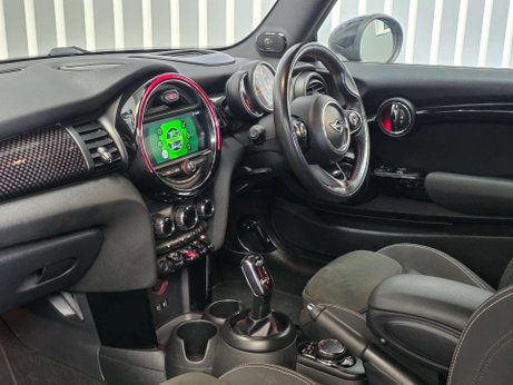 Mini Hatch 2.0 Cooper S GPF Hatchback 3dr Petrol Steptronic Euro 6 (s/s) (192 ps) 4