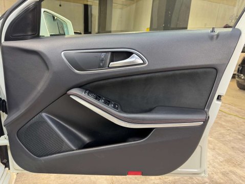 Mercedes-Benz A Class 1.5 A 180 D AMG Line Premium 5dr 54