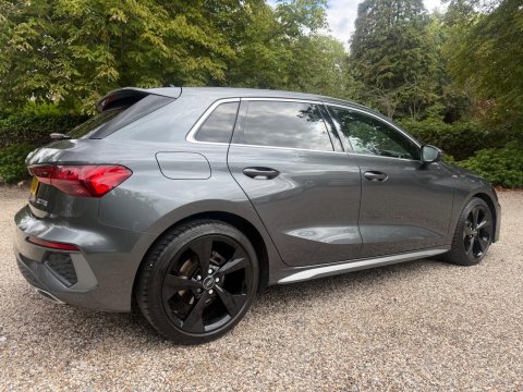 Audi A3 1.0 TFSI 30 S line Sportback S Tronic Euro 6 (s/s) 5dr 10